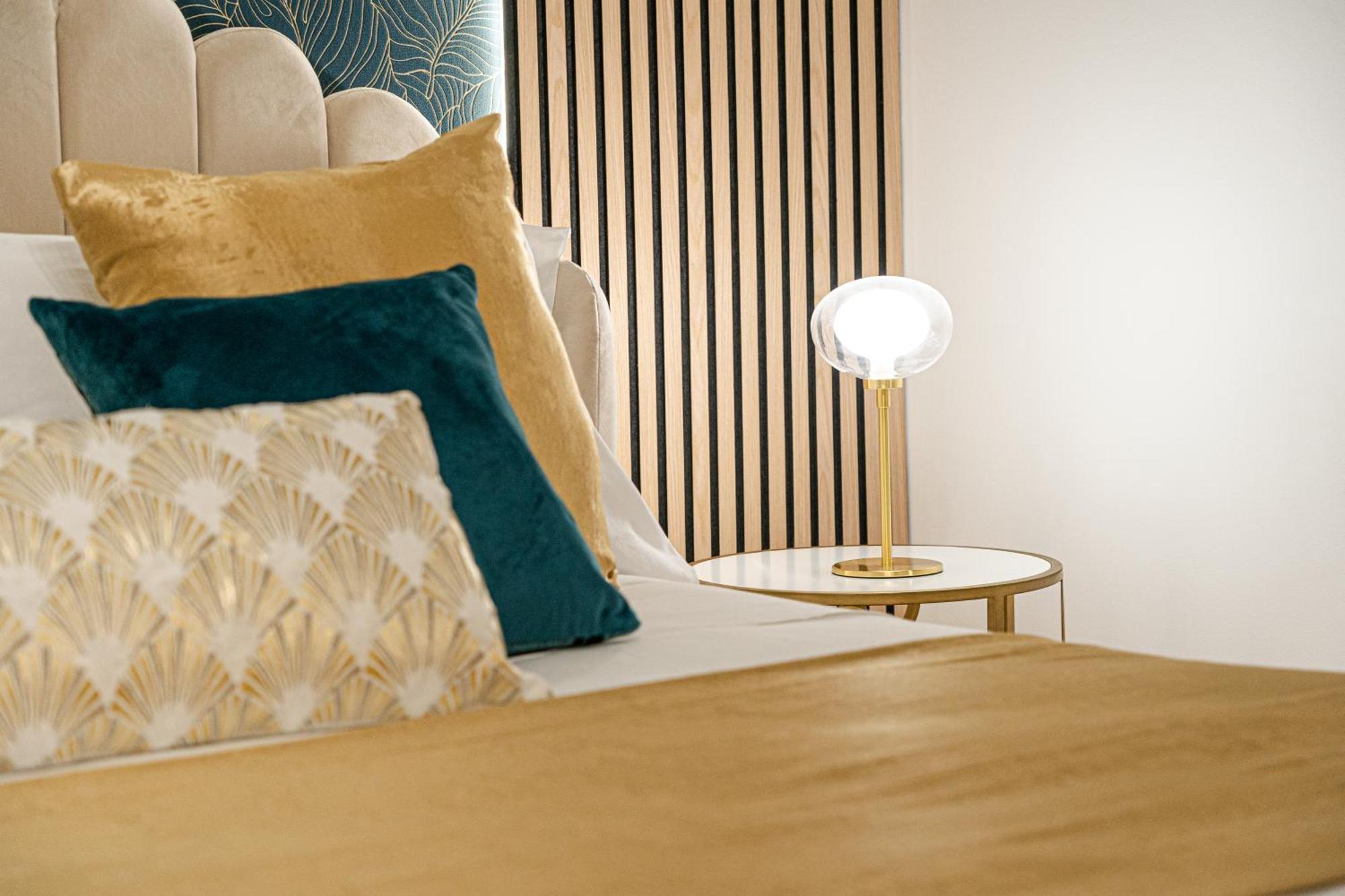 Johnny'S Suites Taormina Beach Bay Экстерьер фото