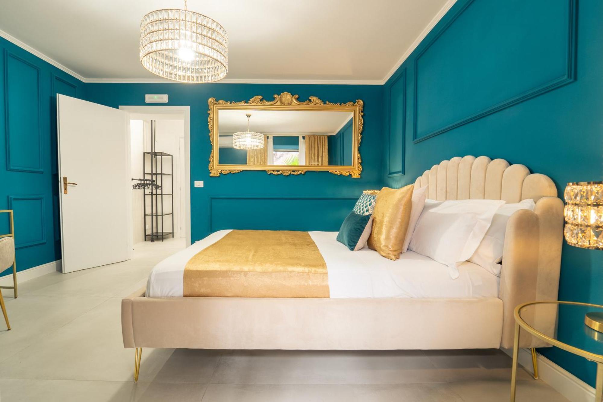 Johnny'S Suites Taormina Beach Bay Экстерьер фото