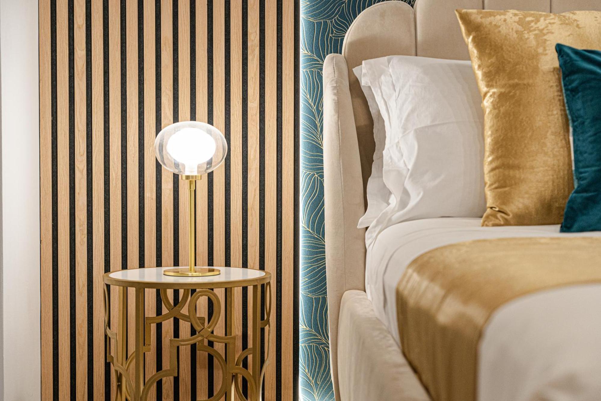 Johnny'S Suites Taormina Beach Bay Экстерьер фото